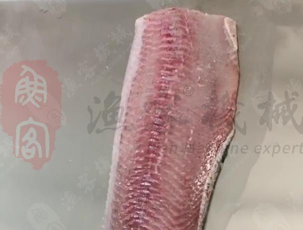 黑魚(yú)肉去魚(yú)皮